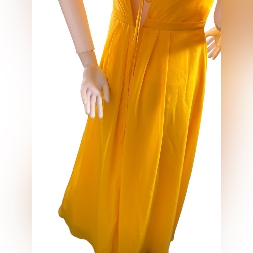 Lavetir yellow gown - Picture 5 of 9